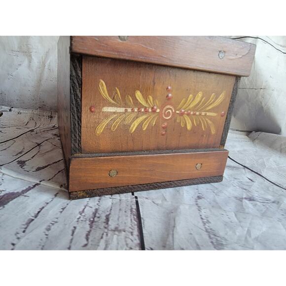Vintage Hand Painted Wooden Thanksgiving Folk Art Box 8x5.2x5.2in - Picture 6 of 12